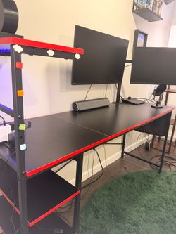 Gaming Desk w/LED lights!