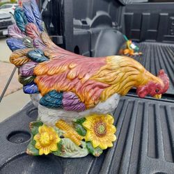 Rooster Statue