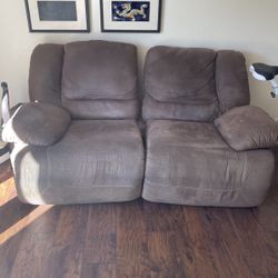 Loveseat Recliner 