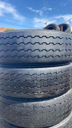 Goodyear LT195-75-14