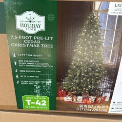 7.5 Foot Christmas Tree 