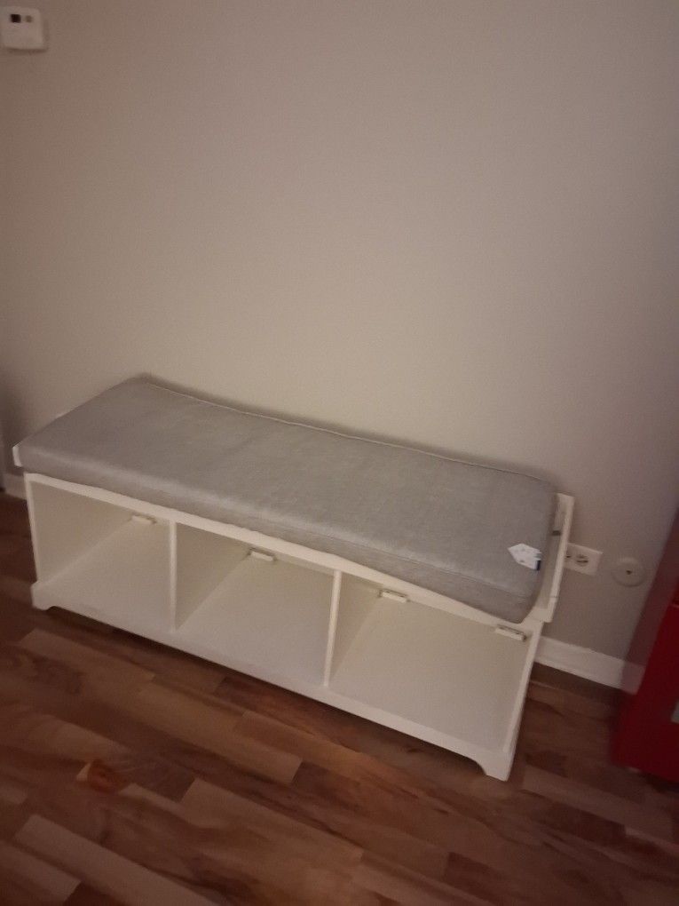 Storage Bench