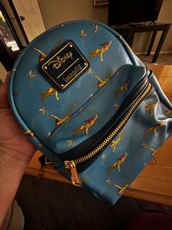  Loungefly  Peter Pan And Tinkerbell Bag