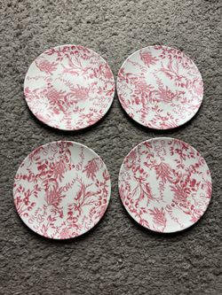 Set Of 4 Matching Plates