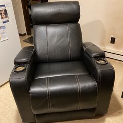 Ashley Brand, Leather Theatre Style Power Recliner(Electric).