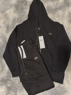 BLACK ALO SET SIZE MEDIUM SET BRAND NEW