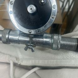 Penn Senator 2/0 And Trolling Pole