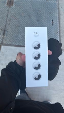 Brand new never opened 4pack air tags 2gen