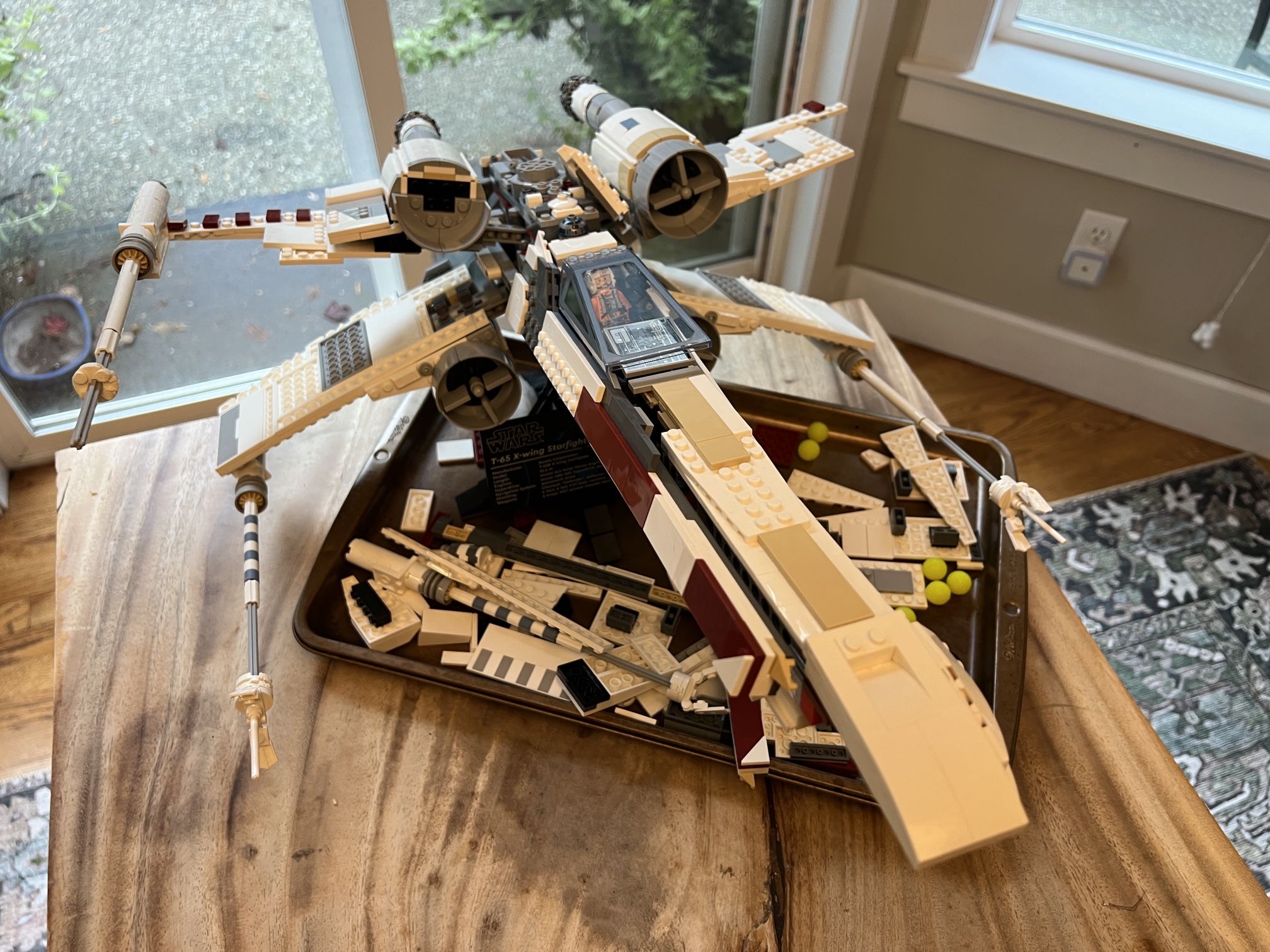 LEGO Star Wars Ultimate Collector Series X-Wing Starfighter Building Set for Adults, Star Wars Collectible for Build and Display with Luke Skywalker M