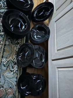 Mikassa China 36 Pieces Dinnerware 