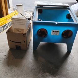 Mini Tabletop Sandblaster