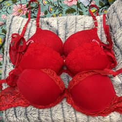 34b Red Brad Victorias Secret And Nature