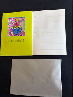 Invitations & Envelopes 8 per Packet