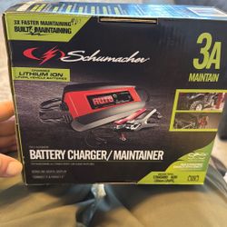 Battery Charger / Maintainer