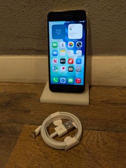 Apple iPhone SE 3rd Gen 128GB/64GB Unlocked