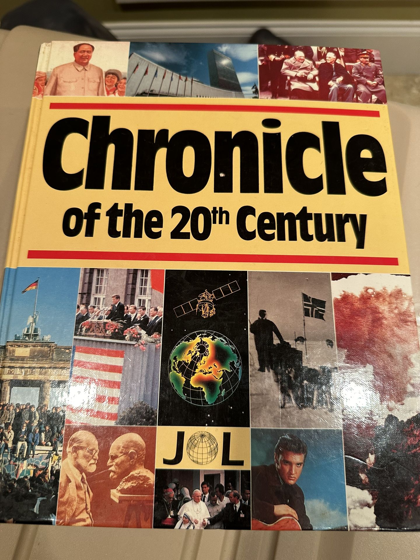 Chronicle of the 20th Century Book
