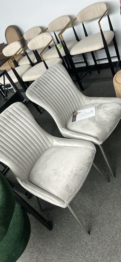 2 chairs