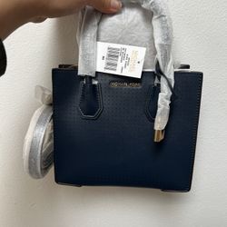 Michael Kors Mercer MK MD Messenger Bag Blue Admiral Leather  New In Packaging