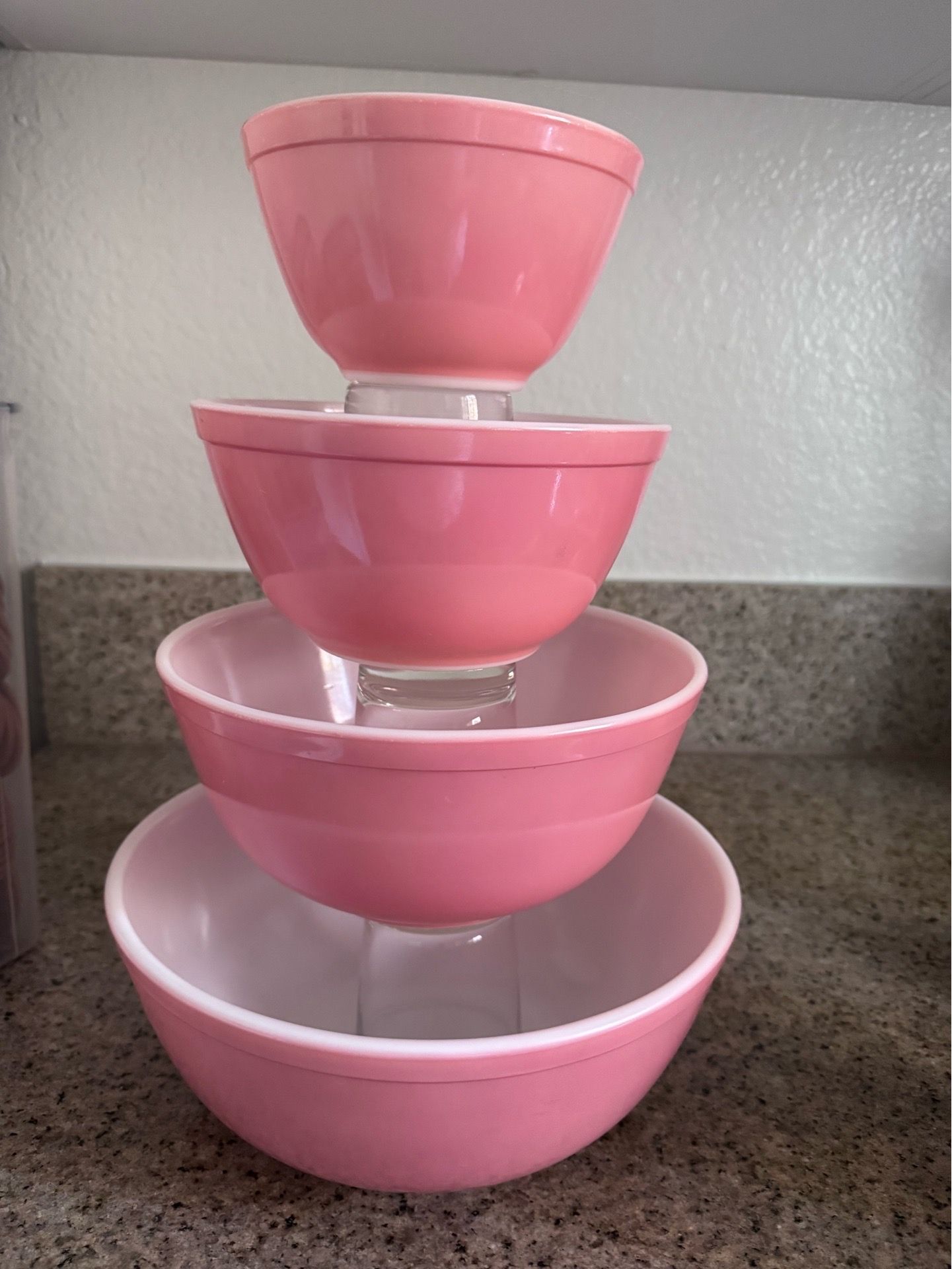 Vintage Pink Pyrex Mixing Bowl Set 401–404 Complete Nesting Set