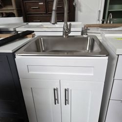 Kitchen Sink With Faucet 
