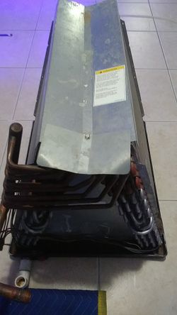 5 ton air conditioning condenser A style. Refurbished by air conditioning company works great