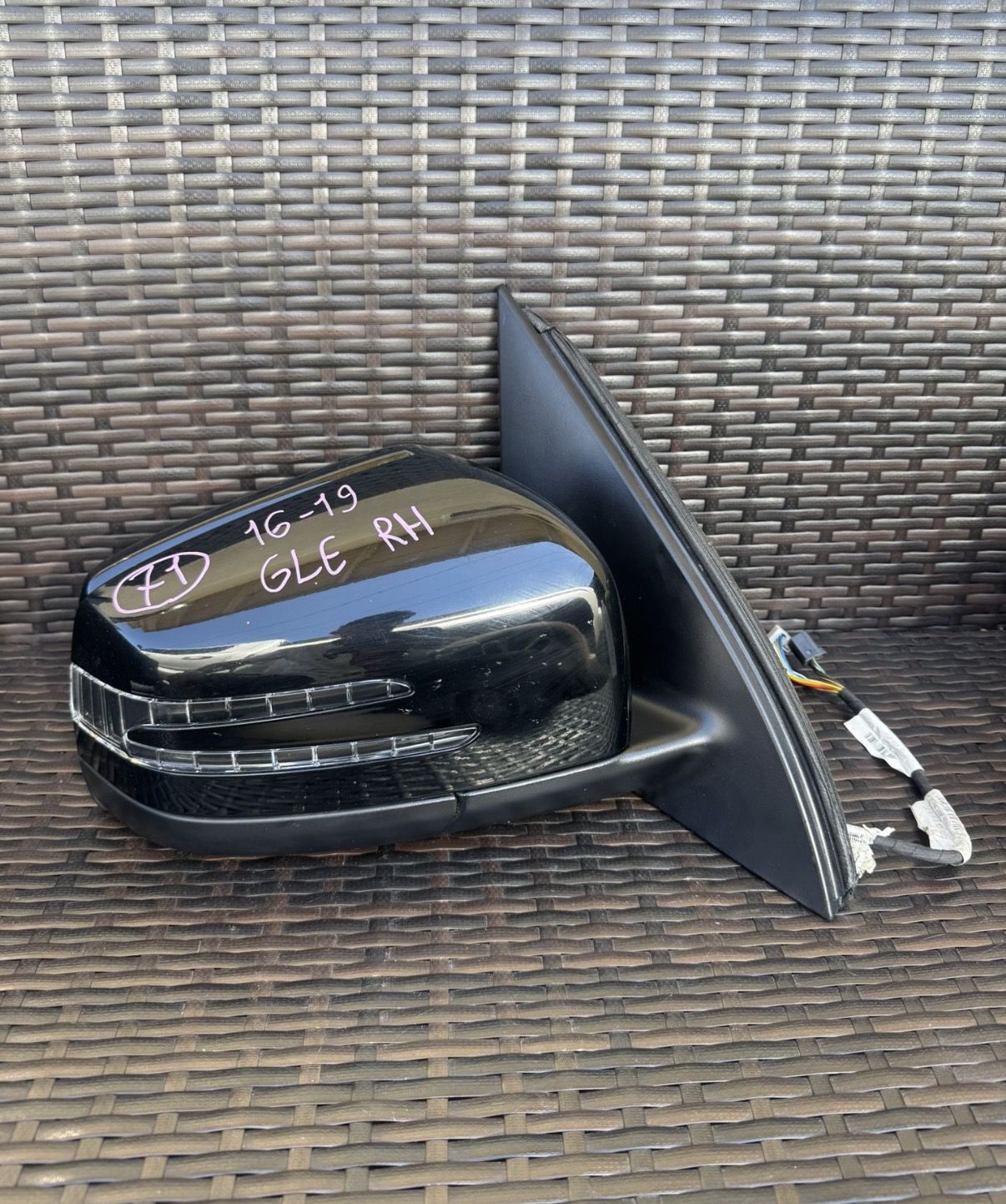 2016 2017 2018 2019 Mercedes-Benz GLE350 Right Passenger Side Door Mirror OEM