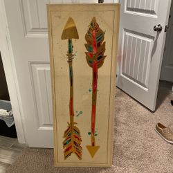 Arrow wall decor