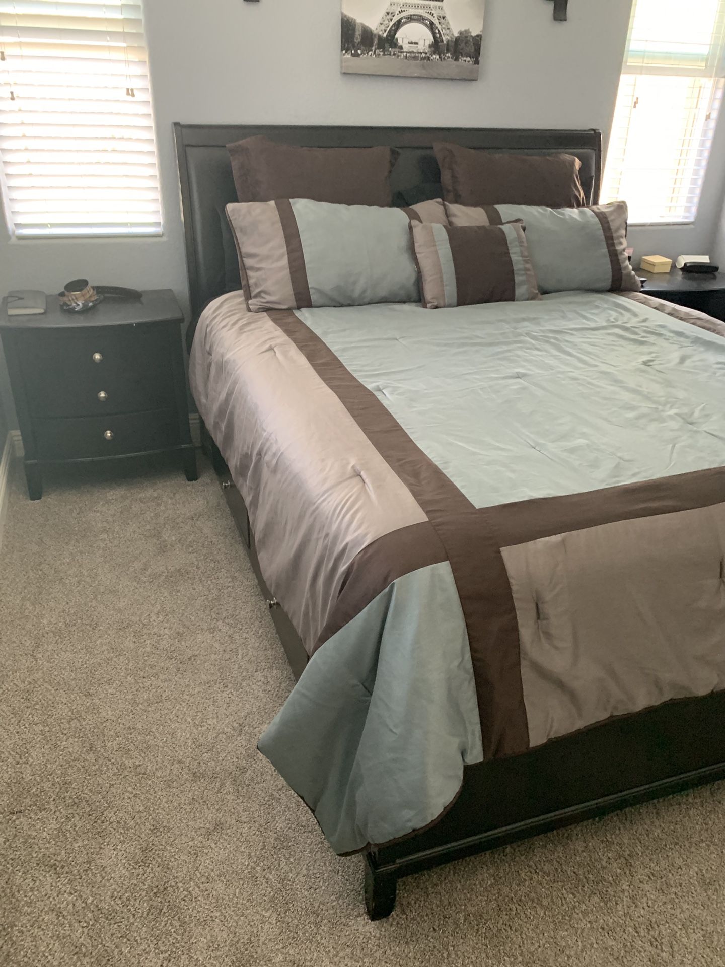 Cal King Bedroom set W/O mattress