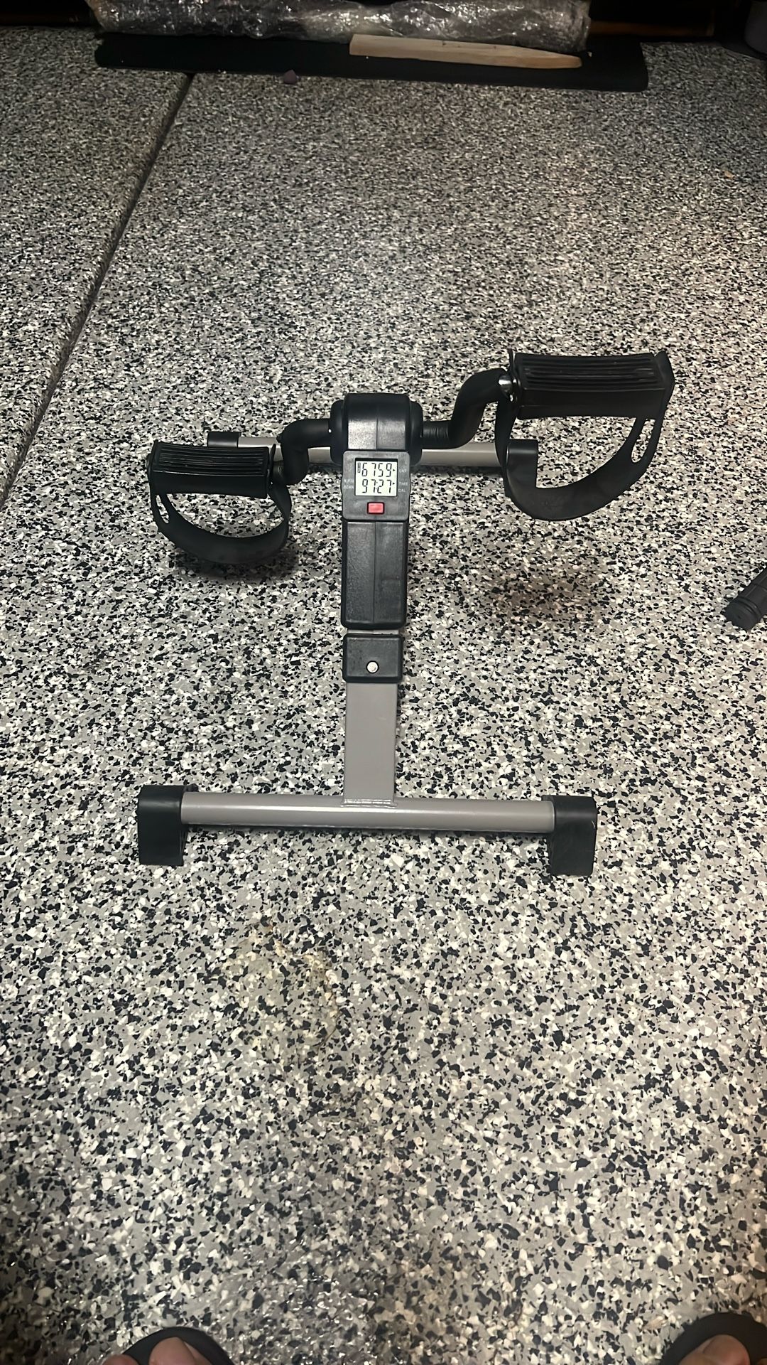 Folding Pedal exerciser