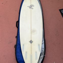 TR Surfboard 6’0”