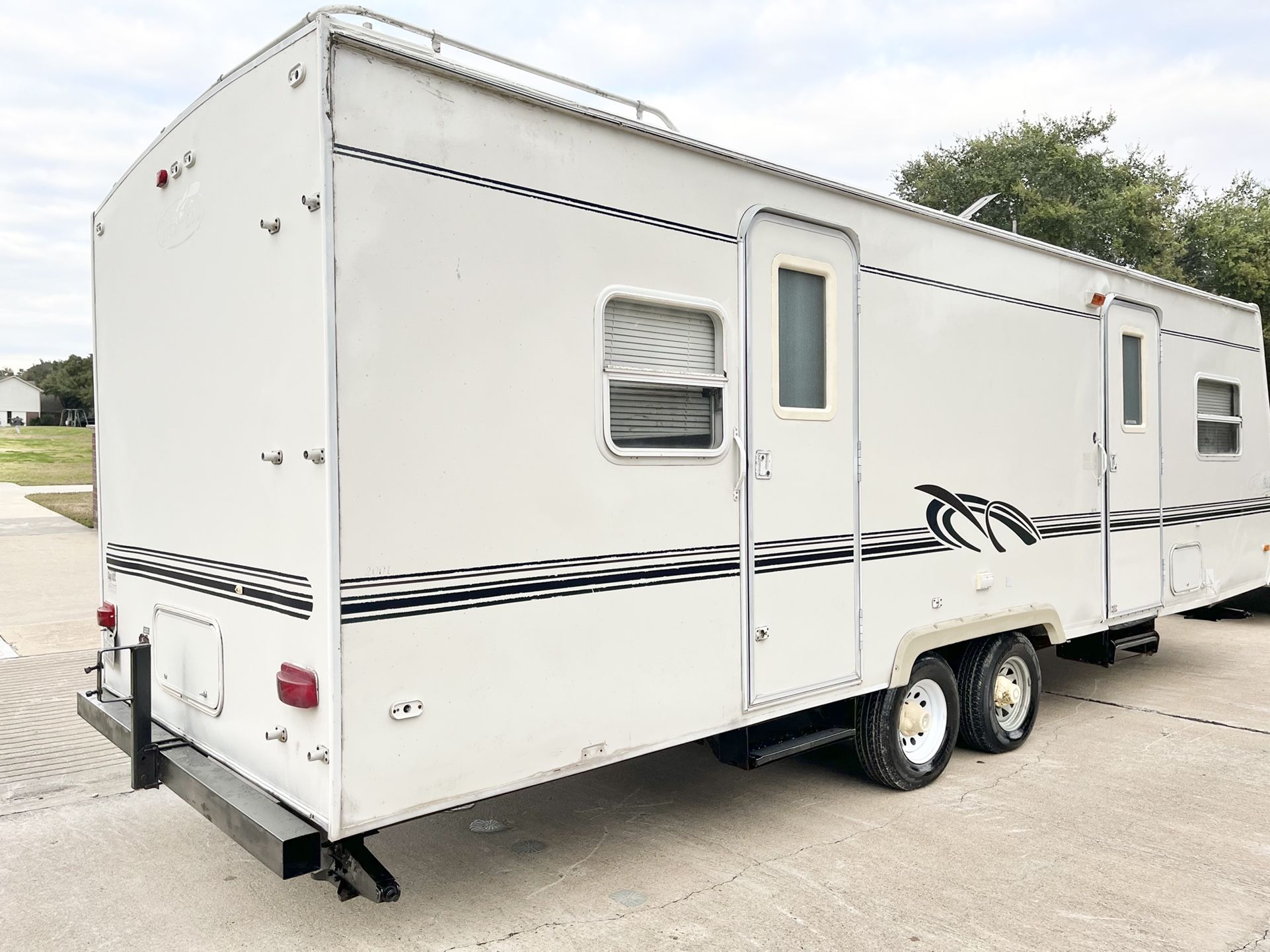2001 RV vision Trail lite for Sale in Houston, TX - OfferUp