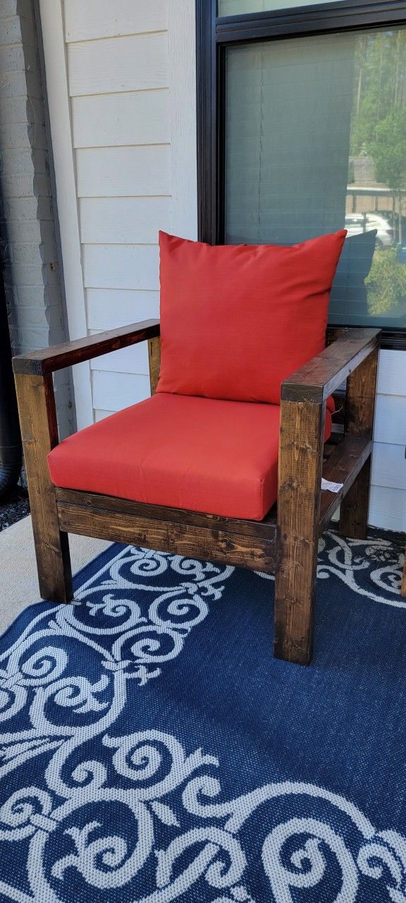 Custom Outdoor Patio Chairs Set