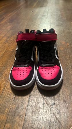 Size 11c Nike shoes pink