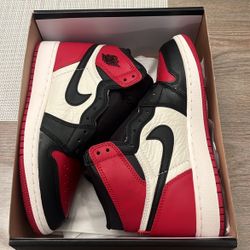 Bred Toe Jordan 1