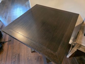 60 inch Havertys Dark Wood Pedestal Drop-Leaf Table