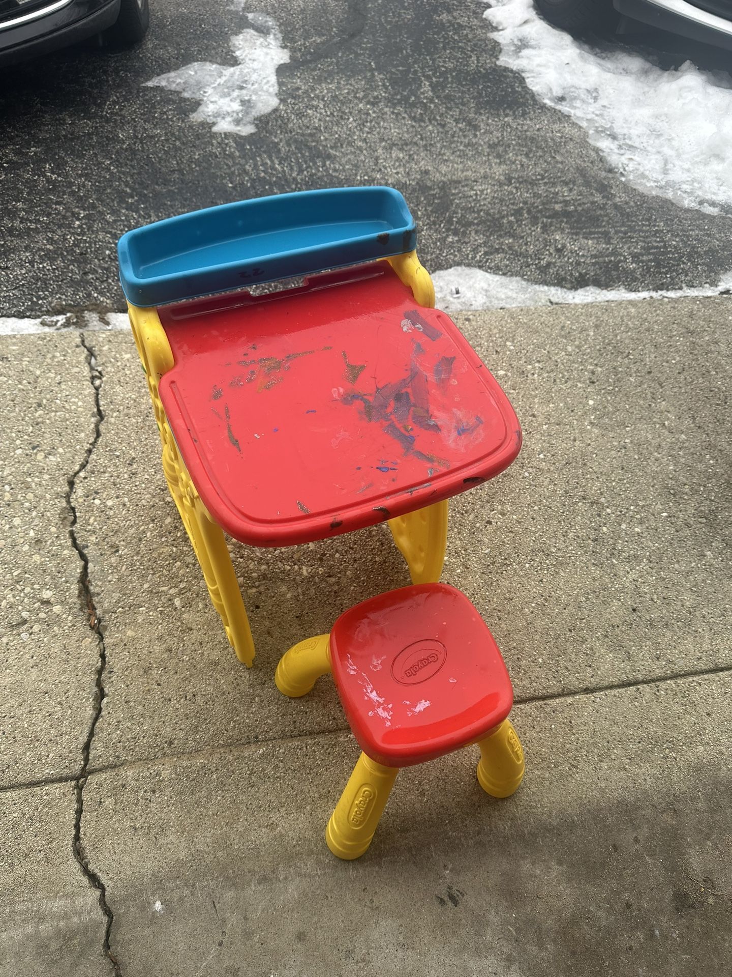 Children’s Table/Desk