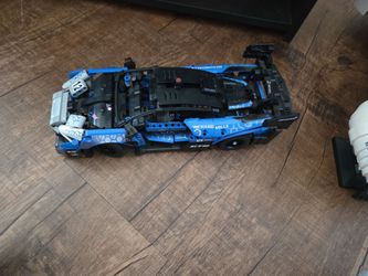 LEGO Technic McLaren Senna GTR (Set #42123)