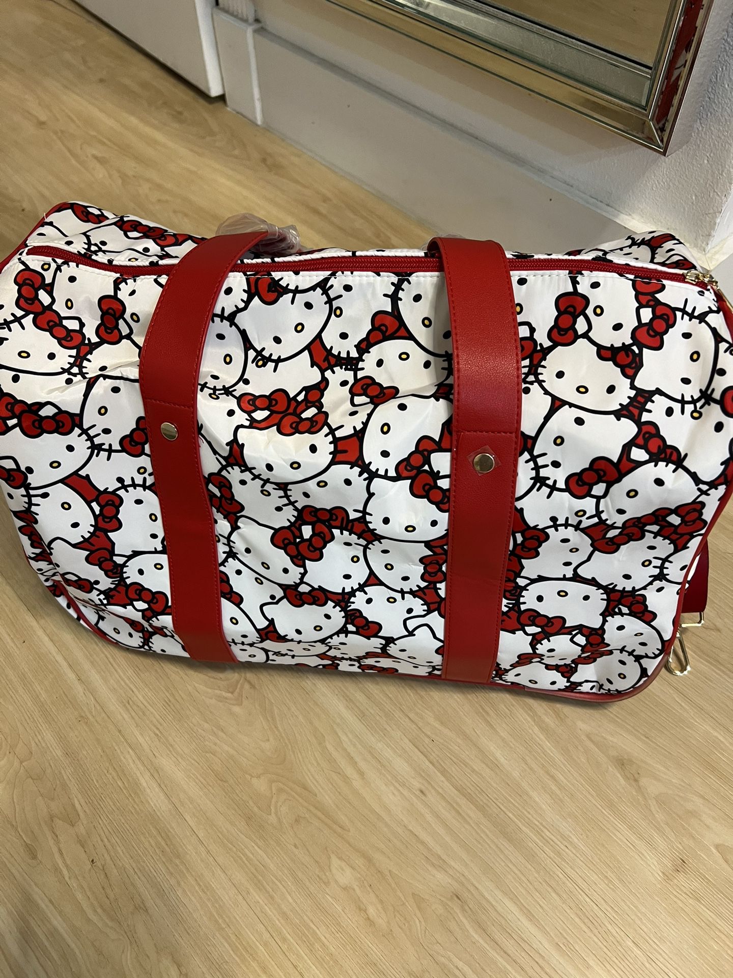 Hello kitty Travel Tote Bag with Wheels