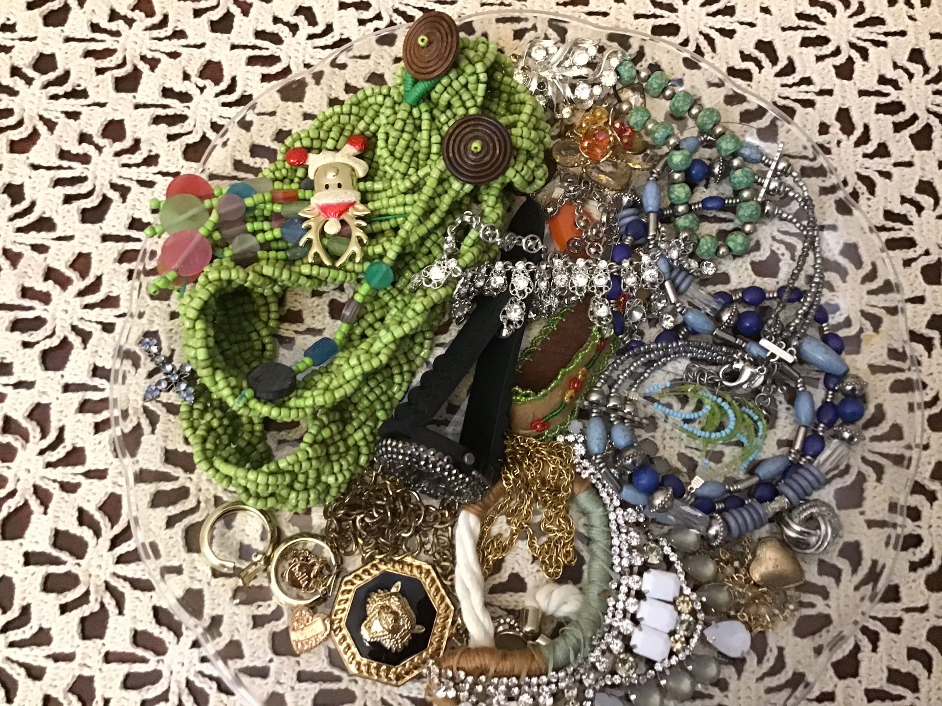 1 Lb 10.2 oz of Broken and Incomplete Vintage & Modern Jewelry for Repair or Arts & Crafts / Joyas Rotas o Incompletas para Arte y Manualidades