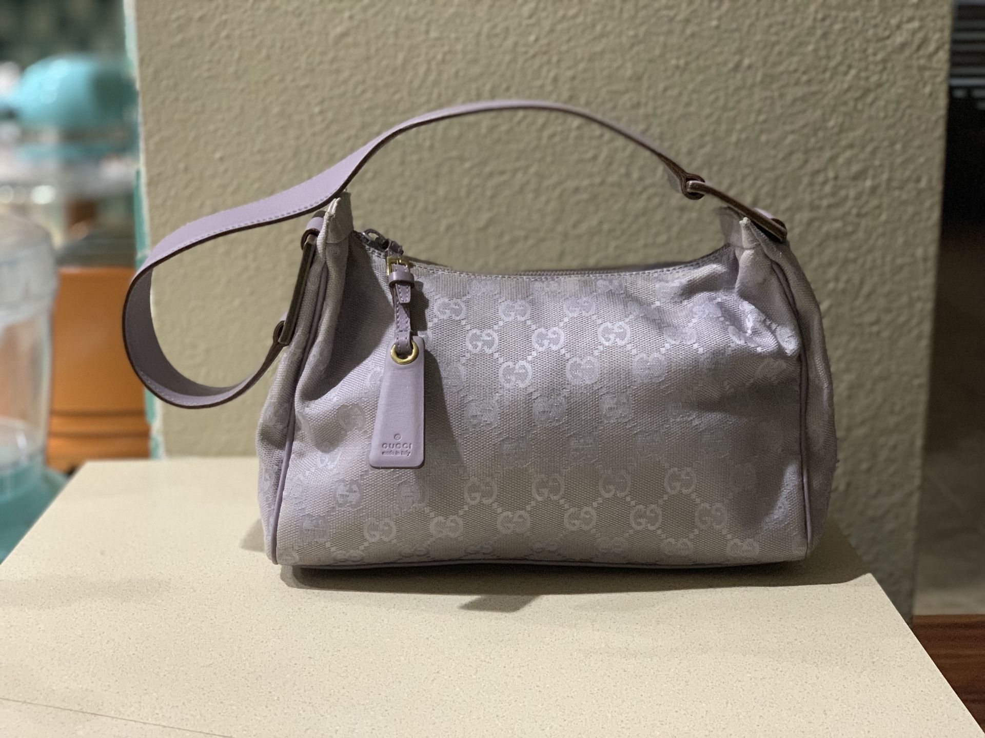 Authentic Vintage Gucci GG Lilac Purse