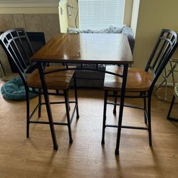 Breakfast Nook Table + 2 Chairs