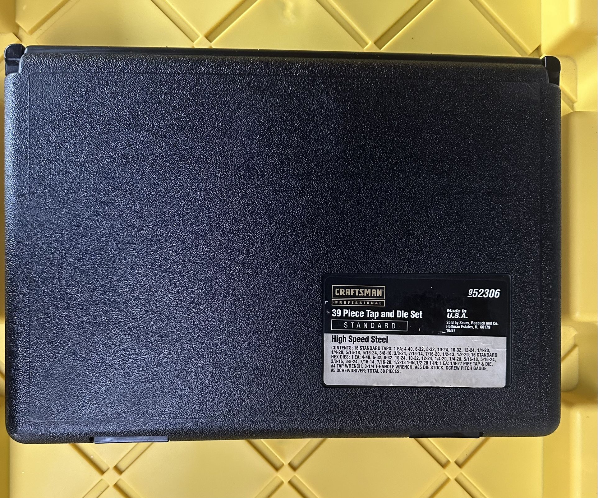 Craftsman High Speed Steel Standard Tap And Die Set USA