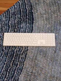 Apple Magic Keyboard with Numeric Keypad