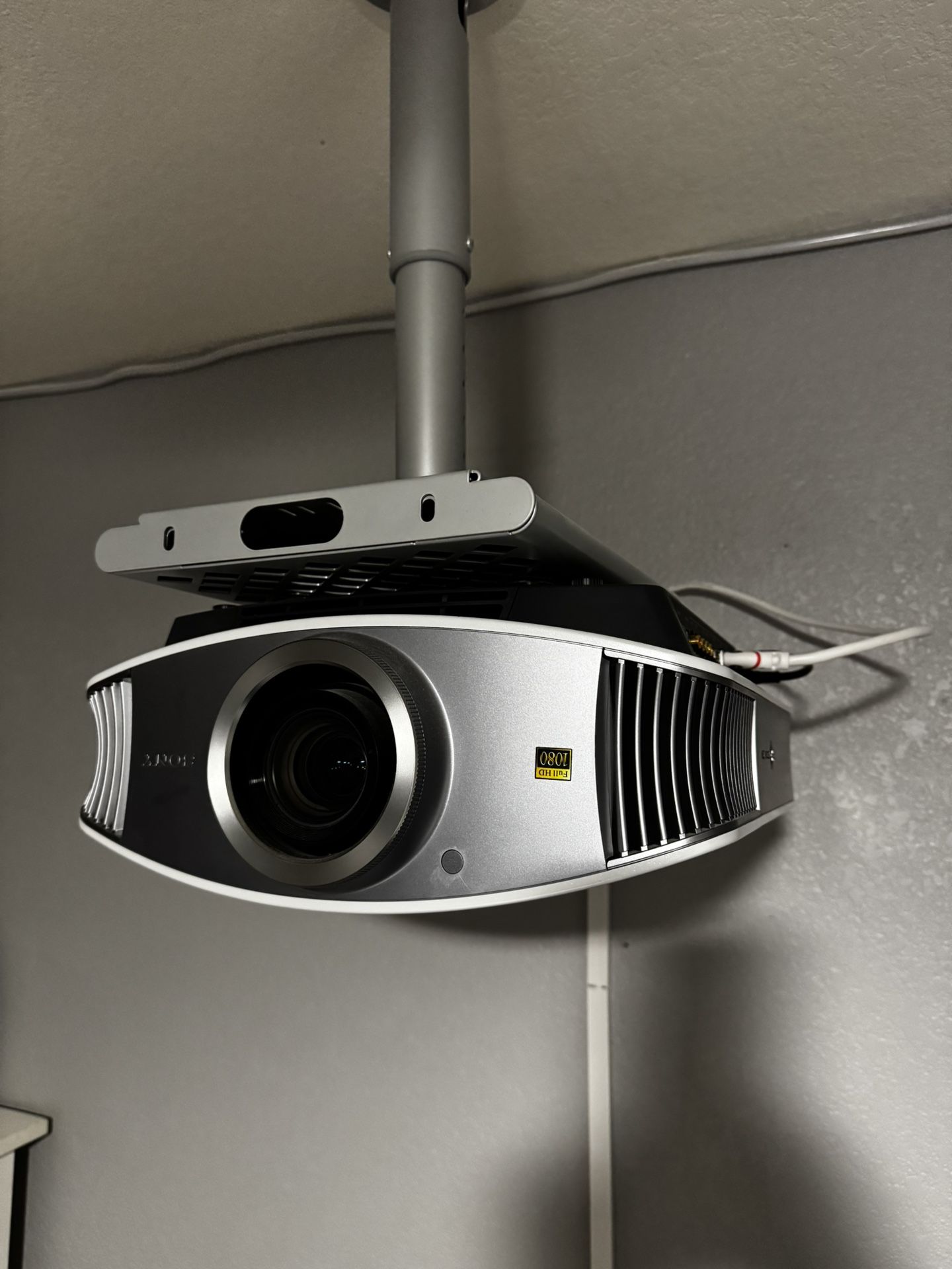 Sony VPL-VW50 1080p SXRD Home Theater Projector – Includes New LAMP