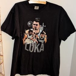 Luka Dončić #77 Dallas Mavericks T-shirt XL T