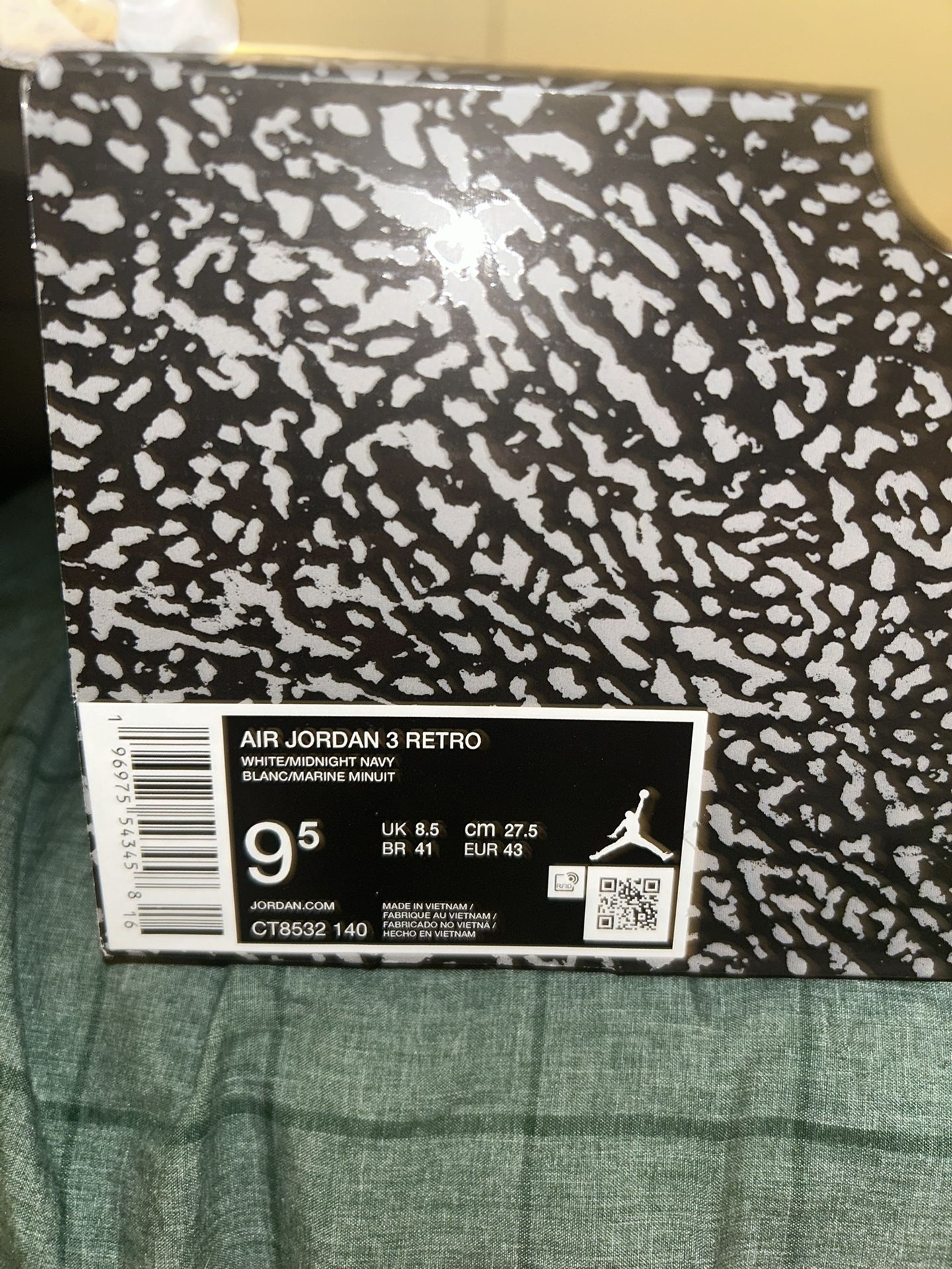 Air Jordan 3 Retro