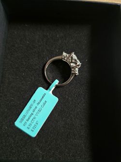 DIAMOND RING
