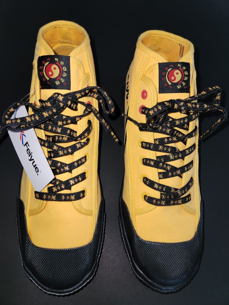 Bruce Lee Canvas Freiyue Special Edition Yellow Shoe Men’s Size 13