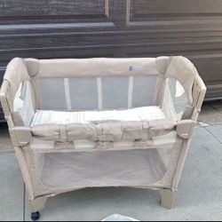 Baby Folding Crib New In Box 📦