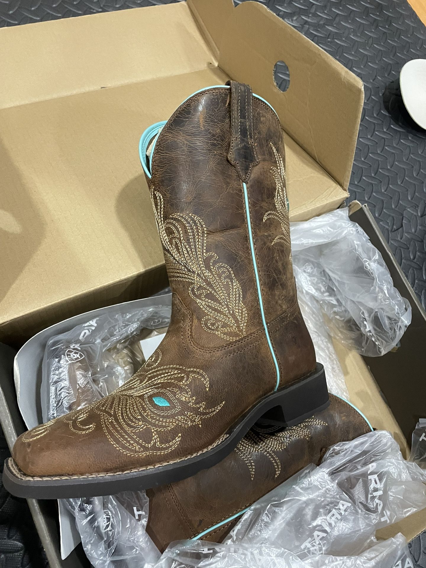 Ariat Boots Size 10